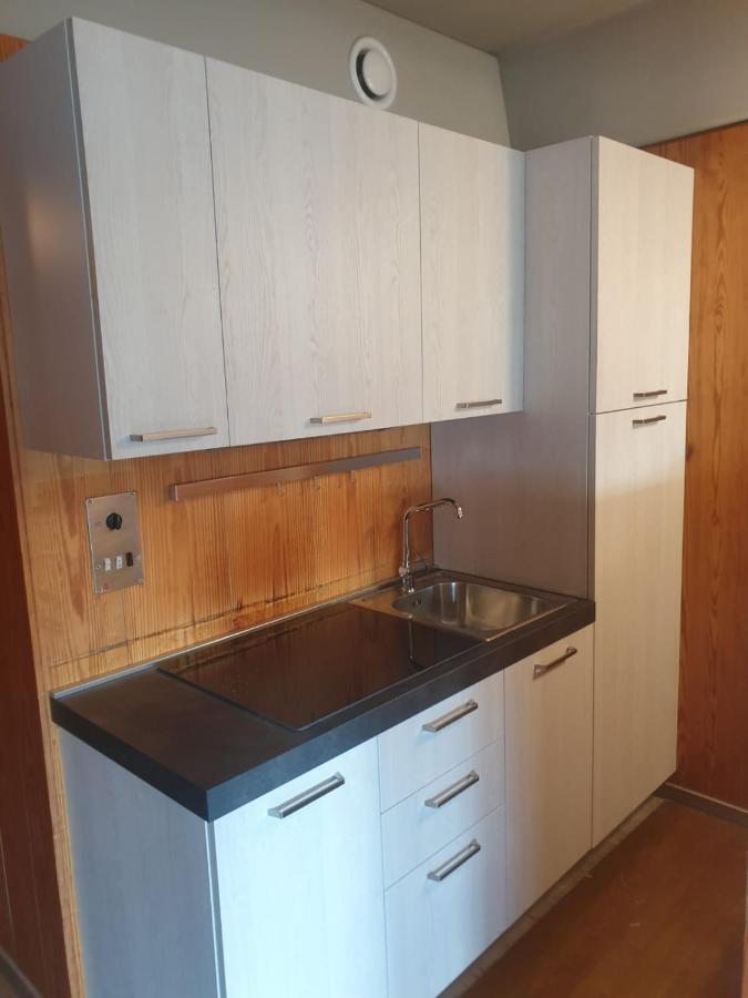 Marilleva 1400 Tra Sport E Natura Luaran gambar
